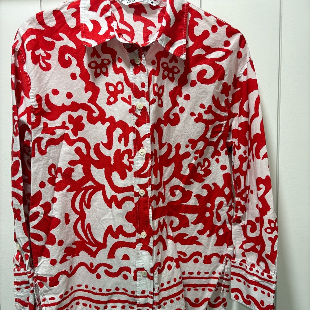 Zara Red and White Button Down Shirt size XS